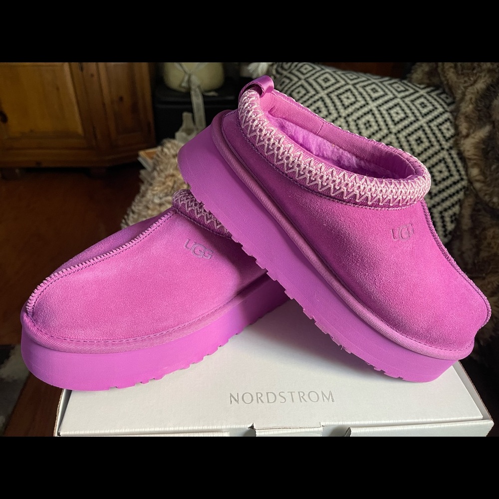 Tazz Slipper W9 Purple Ruby - New!!